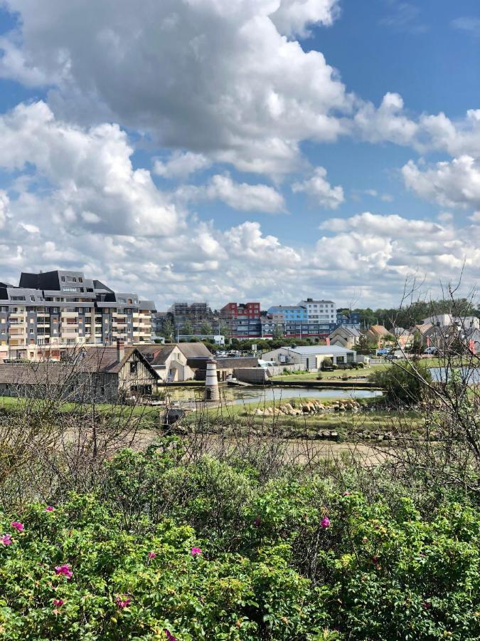 Le Cocon De Nacre - A 300M De La Plage - Wifi Courseulles-sur-Mer Esterno foto